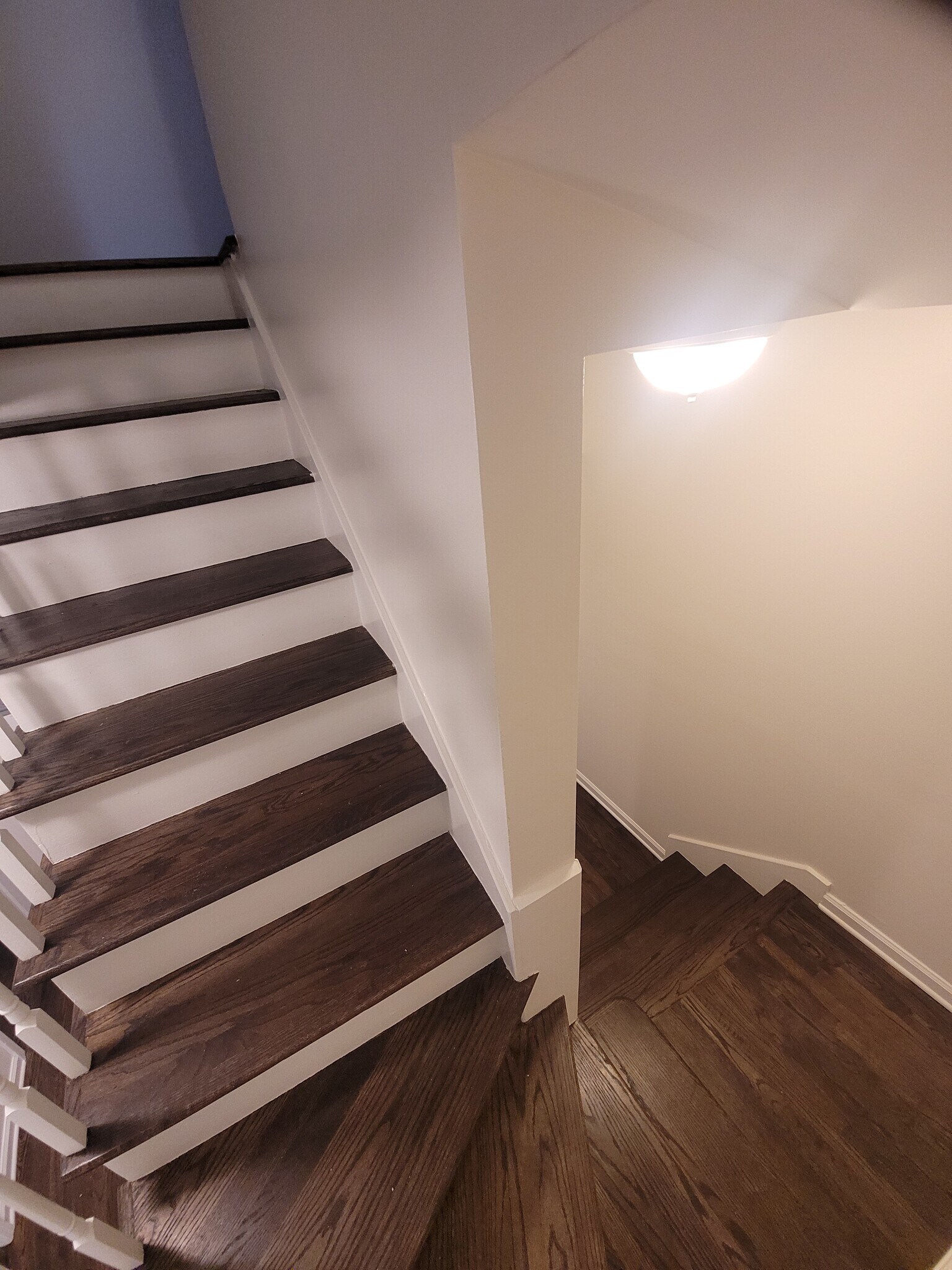 Building Photo - 6708 N Hermitage Ave