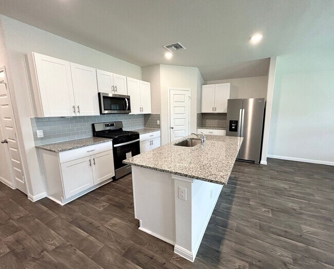 Building Photo - New 4 Bd 2 Ba Home Available for Move In!
