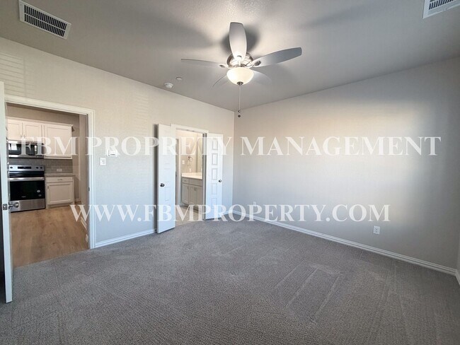 Building Photo - 464 Restoration Rd