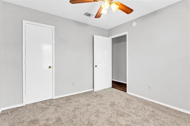 Building Photo - 6000 Maple Springs Dr