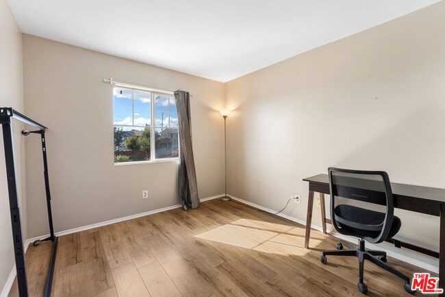 Building Photo - 13723 Rancho Ln