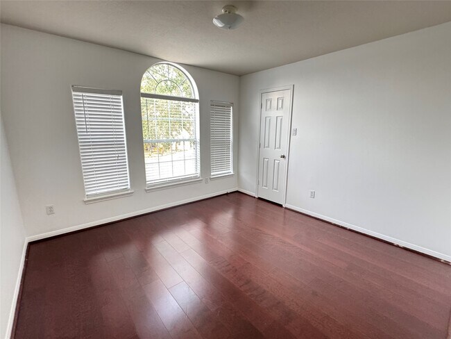 Building Photo - 6311 Auburn Terrace Ct