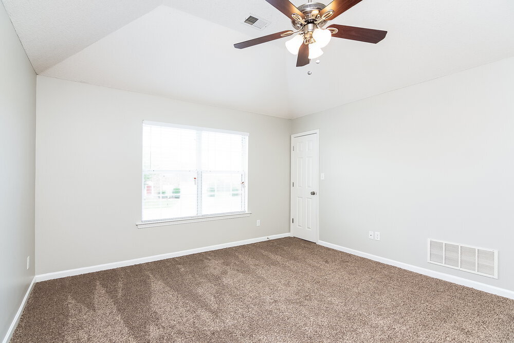 Building Photo - 2798 Shady Well Cove