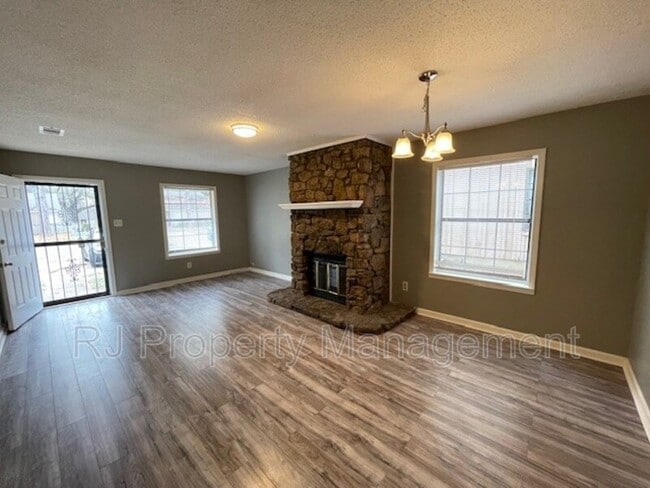 Building Photo - 6989 Amberly Way Dr