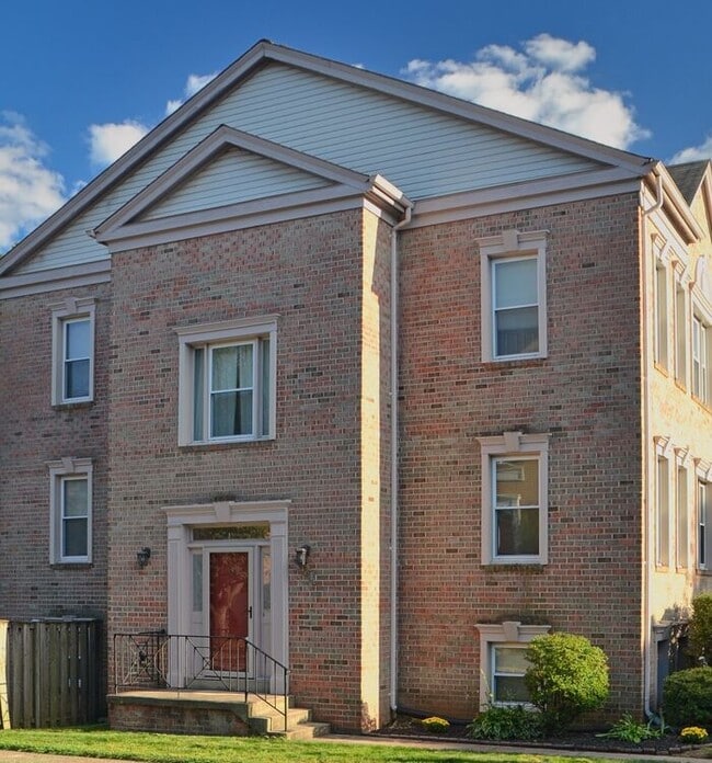 Building Photo - 5121 Winding Woods Dr