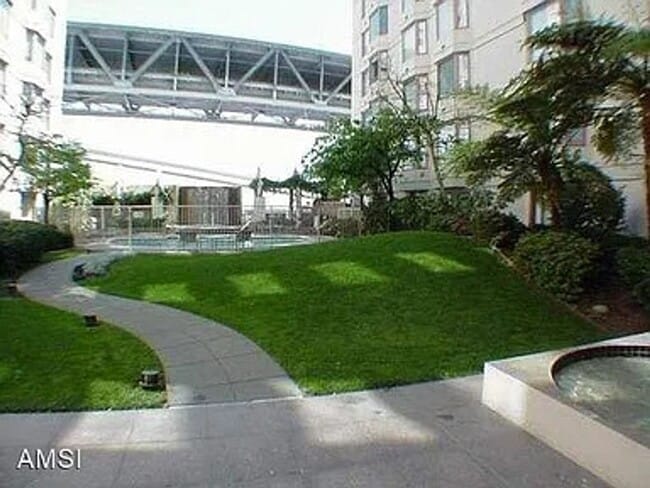 Building Photo - Downtown Parking Included in rent! Spacious 8th Floor Studio at the Baycrest Towers with a great ...