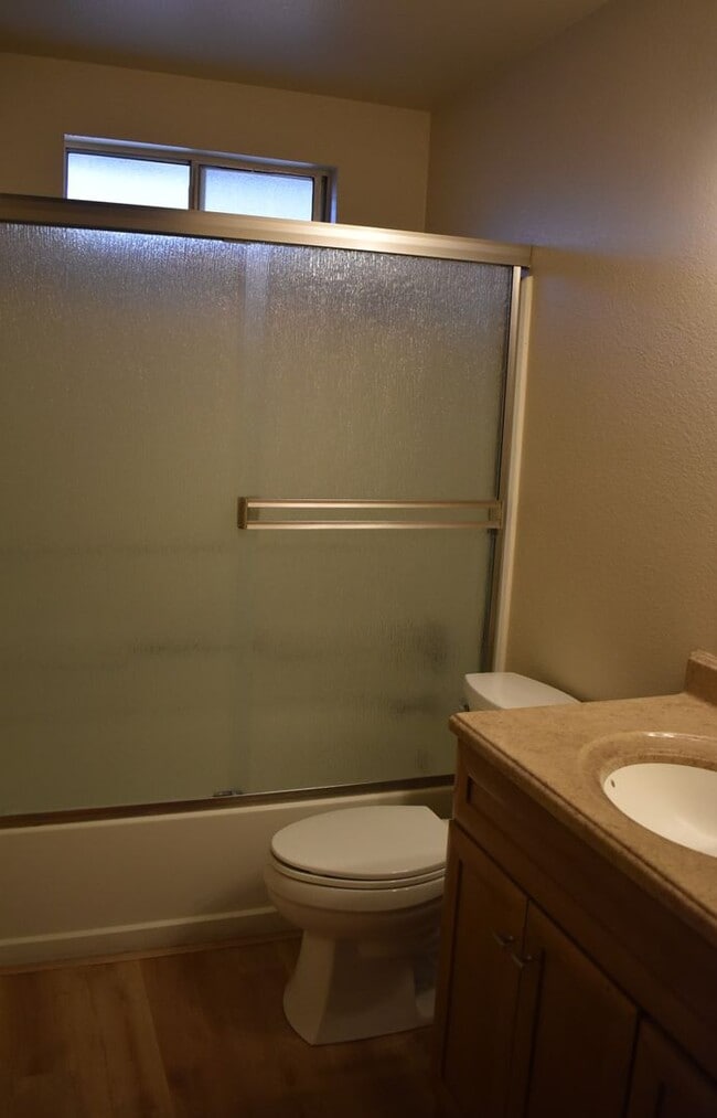 Building Photo - Rare Winters Home!