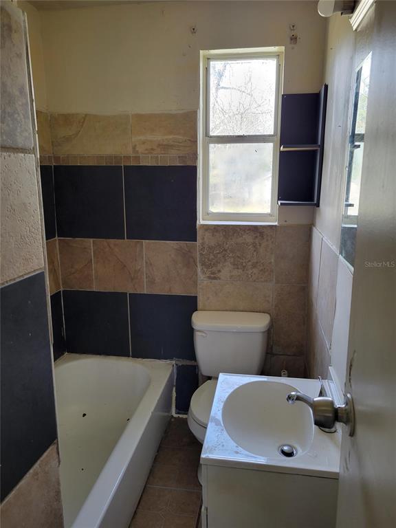 Building Photo - 1783 W 3rd St