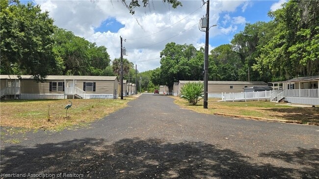 Building Photo - 44 Crawford Dr