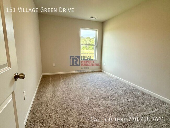 Building Photo - 151 Vlg Grn Dr
