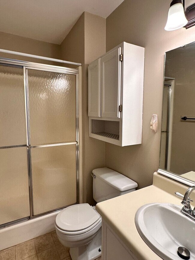 Building Photo - Exclusively Offered By Muse Realty Rentals...
