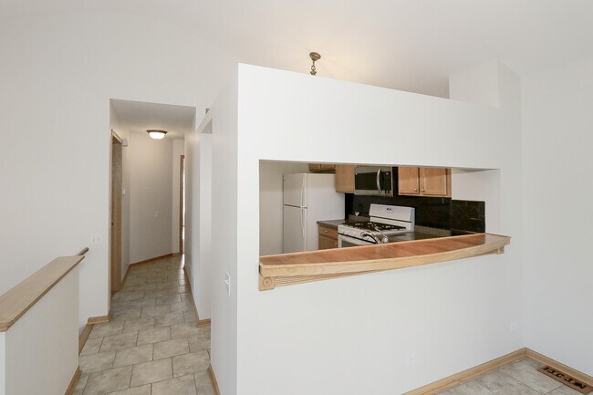 Building Photo - 2232 Dawson Ln