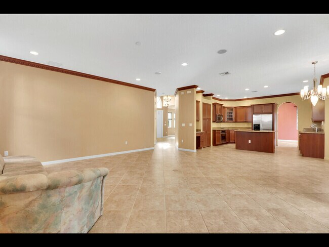 Building Photo - 3043 Hartridge Terrace