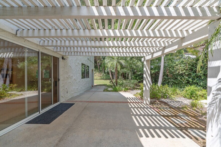 Building Photo - 23454 Park Hermosa