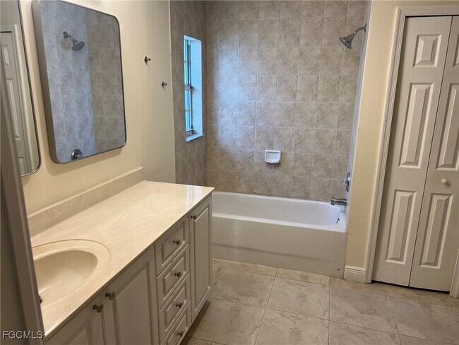 Building Photo - 2504 Floyd Ave S