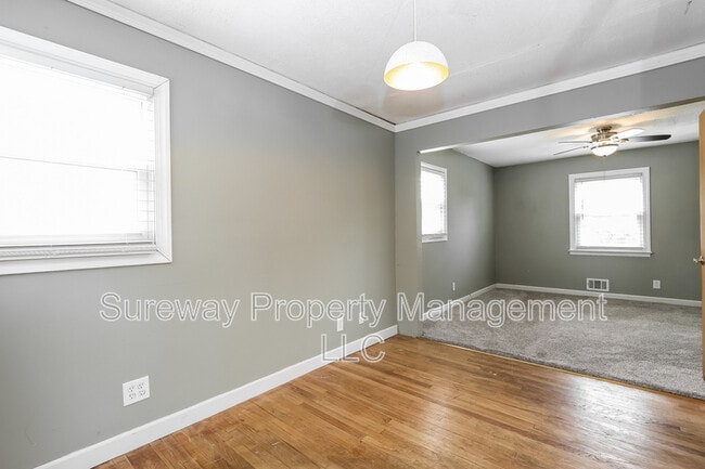 Building Photo - 3 Dewar Dr