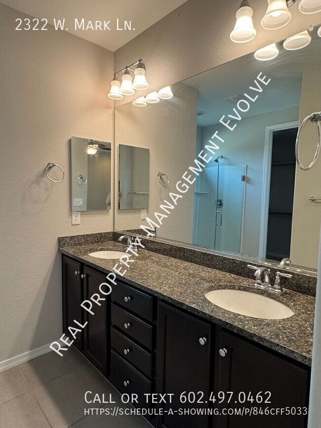 Building Photo - Beautiful Home in Fireside by Norterra!