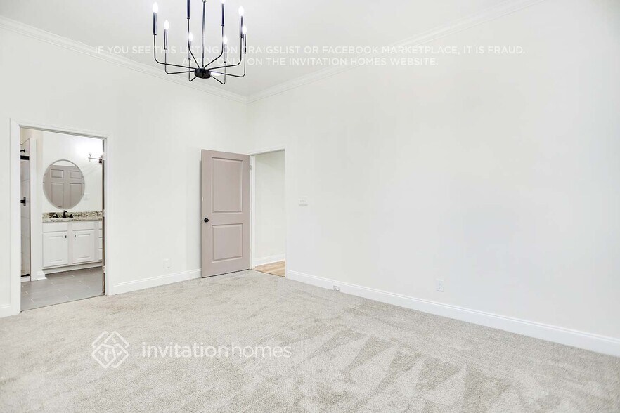 Building Photo - 1221 Epworth St SW