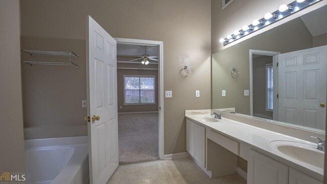 Building Photo - 335 Bald Eagle Way
