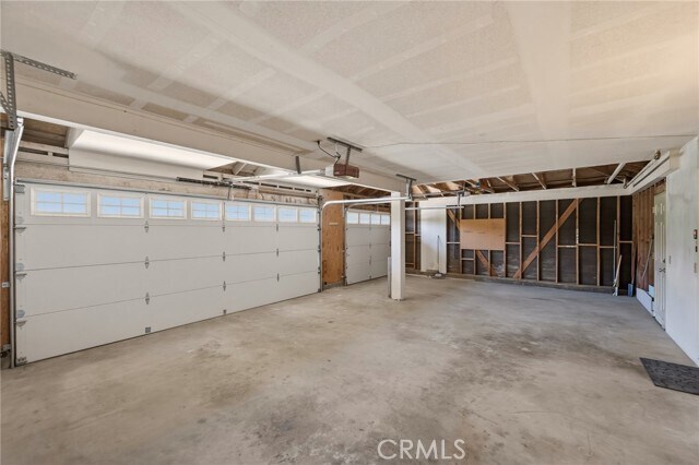 Building Photo - 20926 Brookline Dr