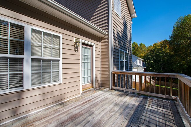 Building Photo - Charming 3-Bedroom Home in Prime Raleigh L...