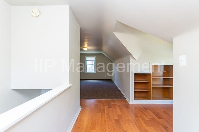 Building Photo - 14209 Emery Ave