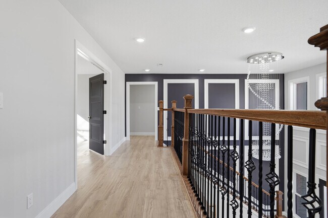 Building Photo - 4403 Glen Eagle Dr