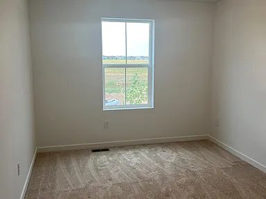 Building Photo - 2268 Cresent Cir E