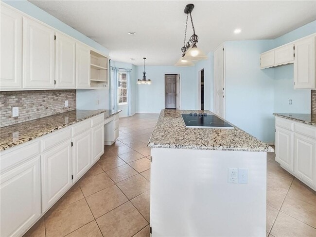 Building Photo - 3204 Peach Blossom