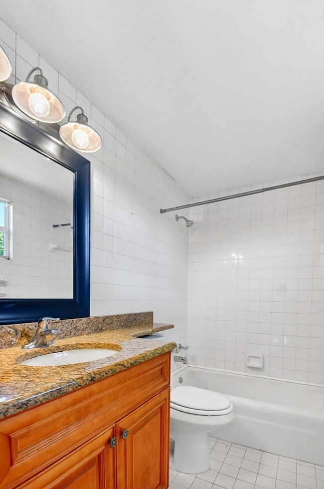 Building Photo - 775 Snead Cir