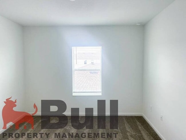 Building Photo - 6033 Blissful St