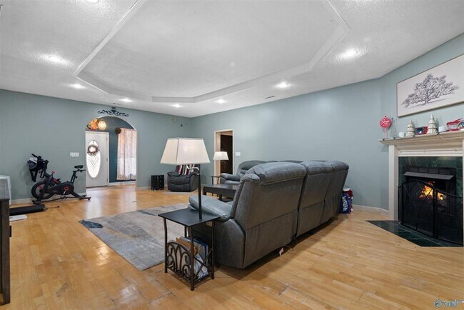 Building Photo - HOME FOR RENT IN PRICEVILLE, AL!