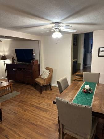 Building Photo - 5010 Hooper Hwy