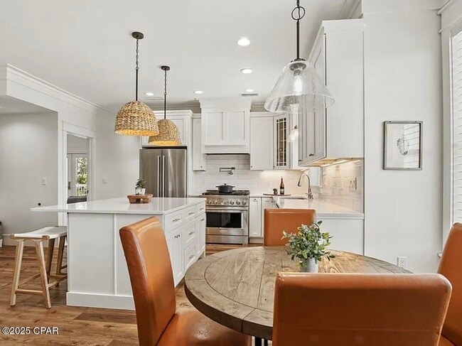 Building Photo - 3555 Sanctuary Dr