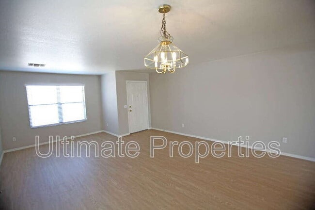 Building Photo - 12885 N Tonya St