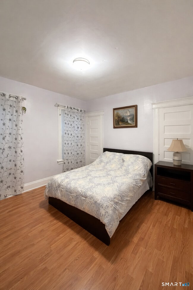 Building Photo - 93-95-95 Alpine St