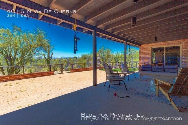 Building Photo - Foothills gorgeous home!
