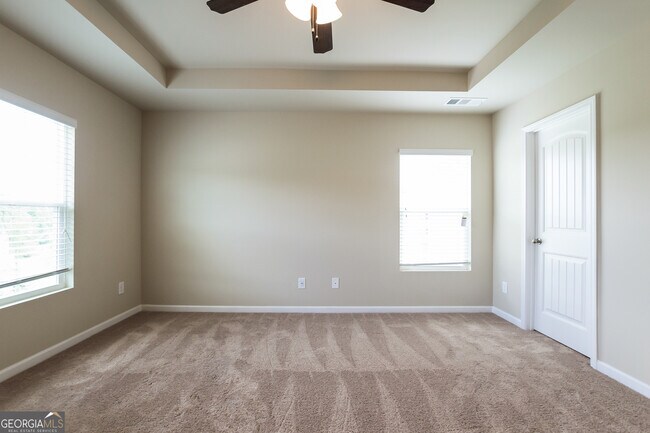 Building Photo - 209 Comet Ct