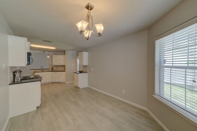 Building Photo - 29003 W Pecos River Ct