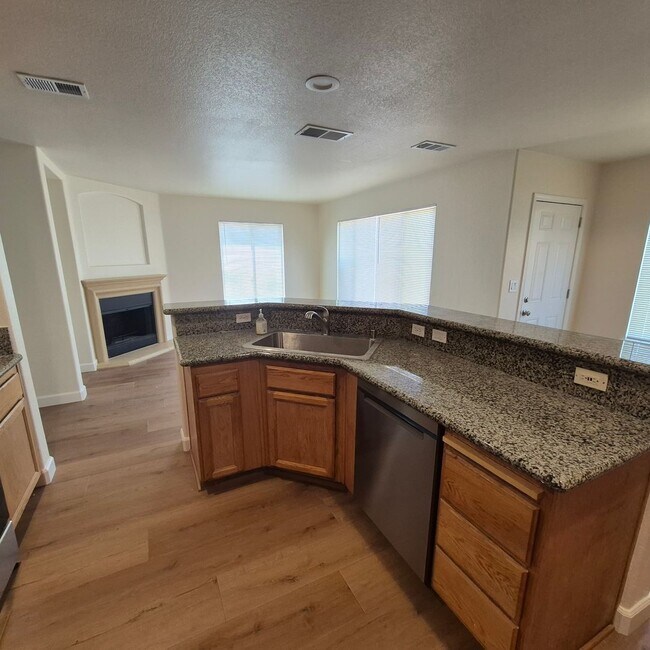 Building Photo - 5317 Buckwood Way