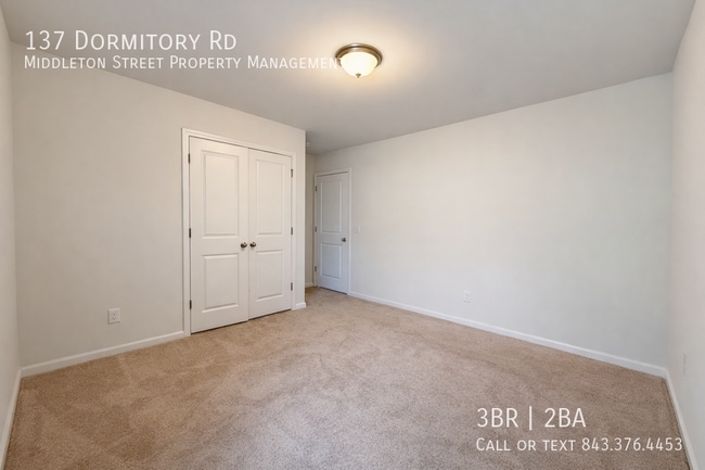 Building Photo - 137 Dormitory Rd