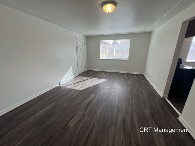 Building Photo - Osceola569