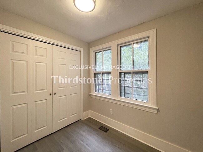 Building Photo - 1230 N Liberty St