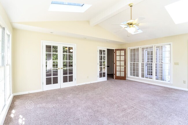 Building Photo - 3878 Brookside Pkwy