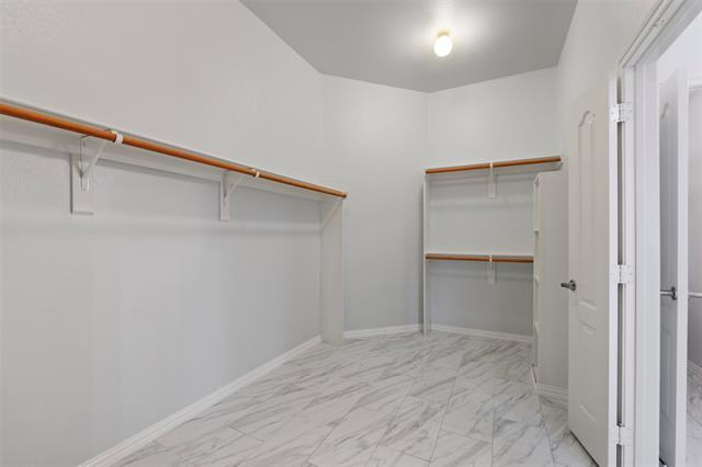 Building Photo - 4681 Vespesian Ln