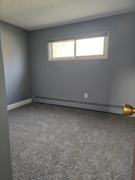 Building Photo - 19 Chapman Ave