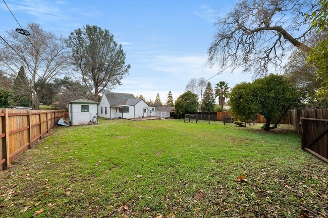 Building Photo - 7255 Quarry Ln