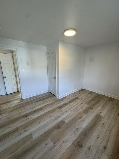 Building Photo - Newly Renovated First-Level Home – Convenient Location & Pet Friendly on Cherrydale Ave.