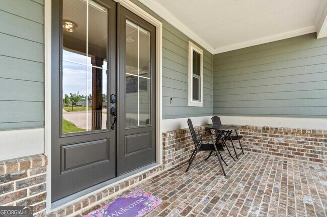 Building Photo - 1100 Hidden Hills Cir