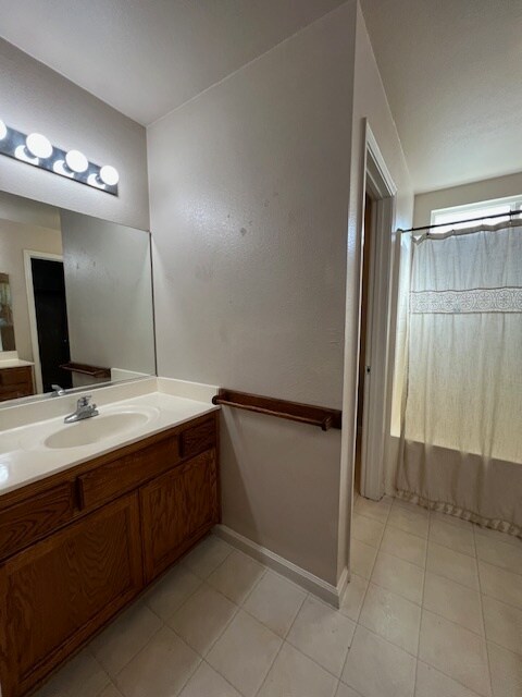 Building Photo - 1057 Windsor Way